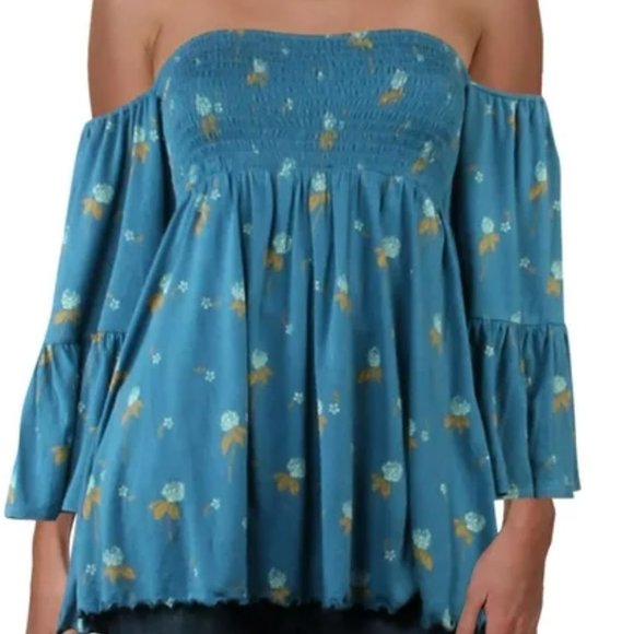 FREE PEOPLE boho off the shoulder blue floral flowy top, flare sleeves. MEDIUM - Picture 2 of 16
